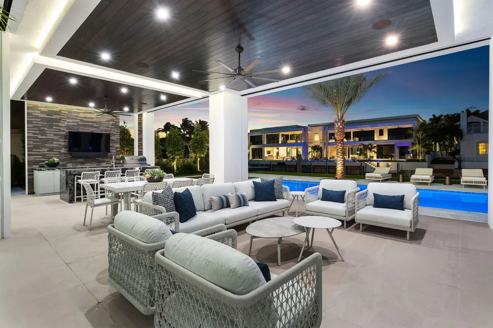 169 W Coconut Palm Road Boca Raton, FL 33432