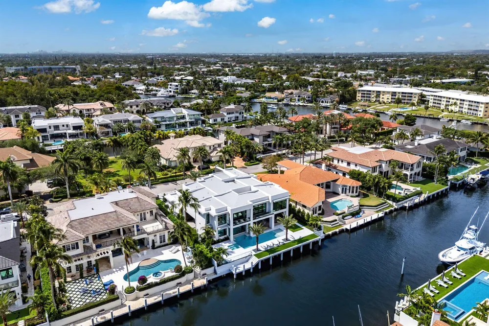 169 W Coconut Palm Road Boca Raton, FL 33432