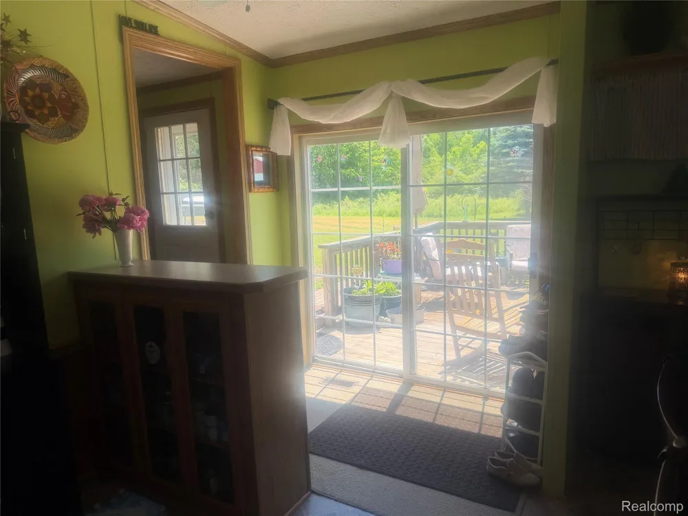 5716 Falkenbury Road Deerfield Township, MI 48461