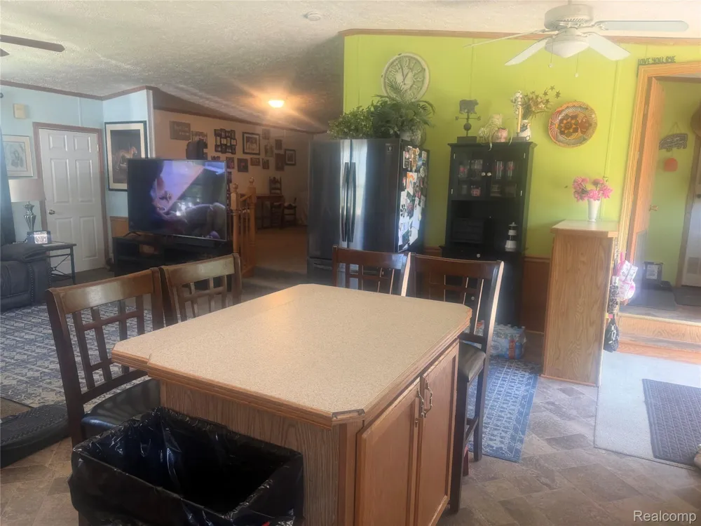 5716 Falkenbury Road Deerfield Township, MI 48461
