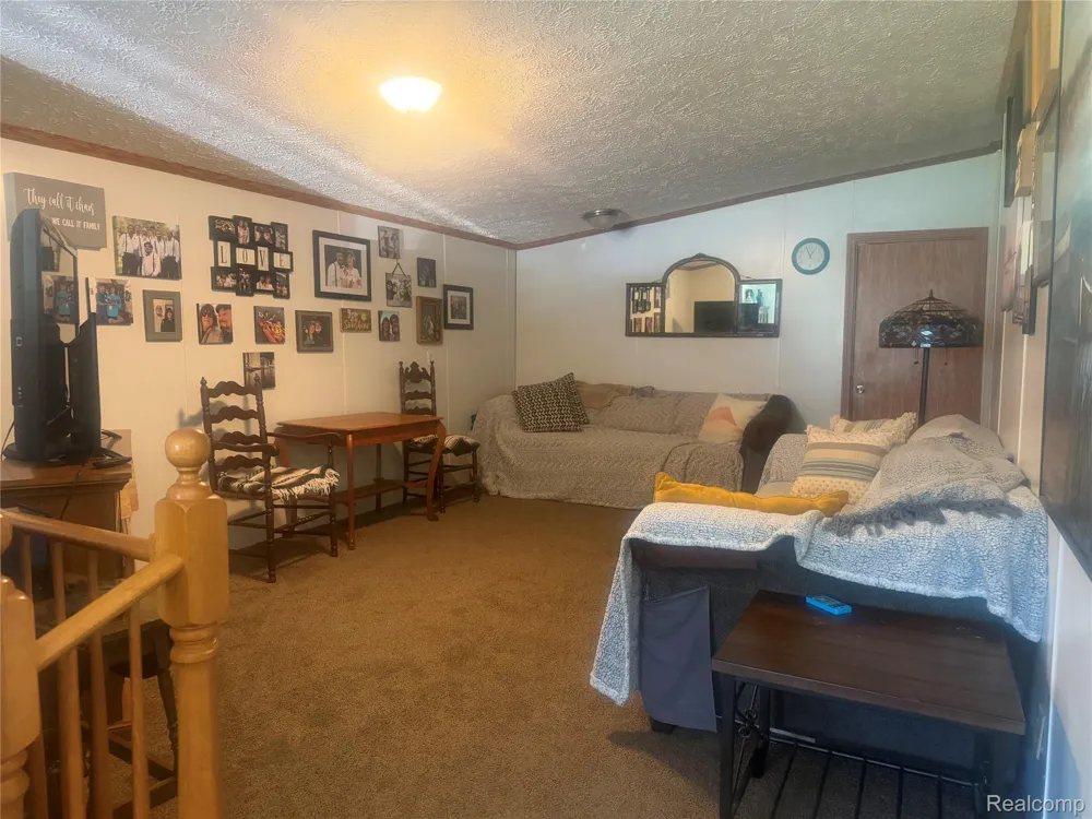 5716 Falkenbury Road Deerfield Township, MI 48461