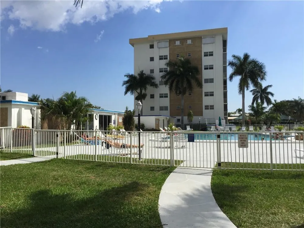 3040 NE 16th Avenue #303 A Oakland Park, FL 33334
