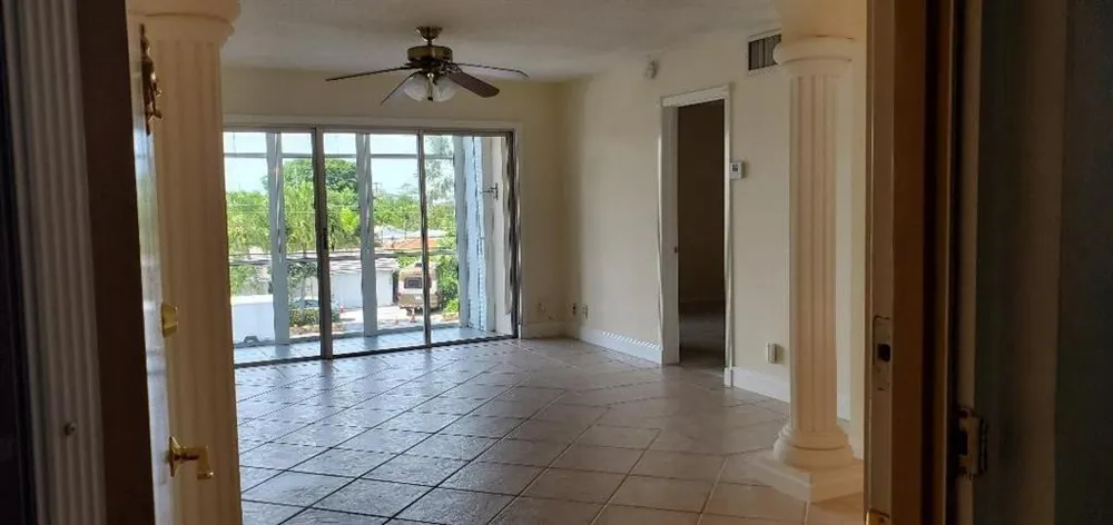 3040 NE 16th Avenue #303 A Oakland Park, FL 33334