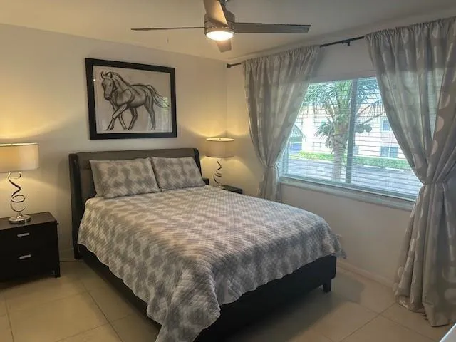 119 NE 19th Court #215 G Wilton Manors, FL 33305