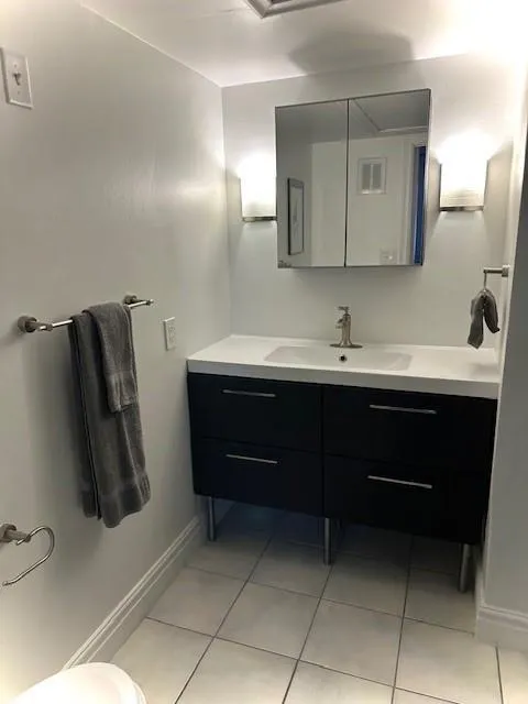119 NE 19th Court #215 G Wilton Manors, FL 33305