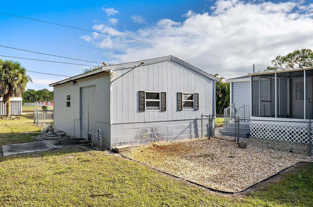 7990 129th Place Sebastian, FL 32958