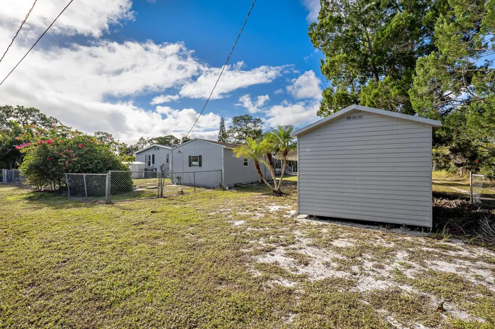 7990 129th Place Sebastian, FL 32958