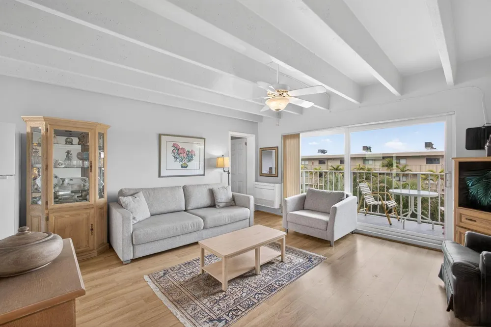 4001 S Ocean Boulevard #315 South Palm Beach, FL 33480