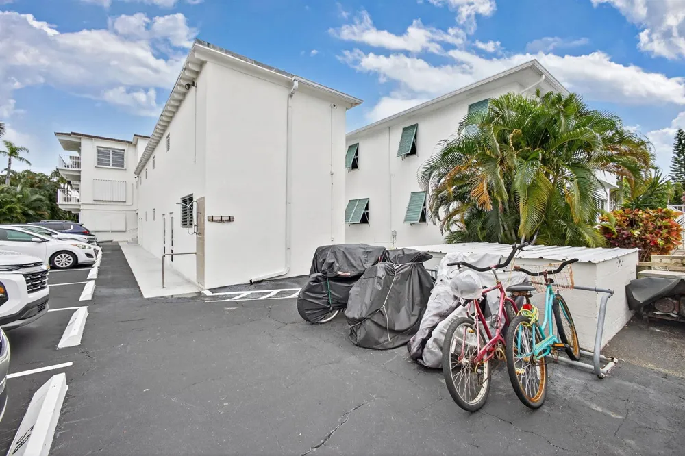 4001 S Ocean Boulevard #315 South Palm Beach, FL 33480