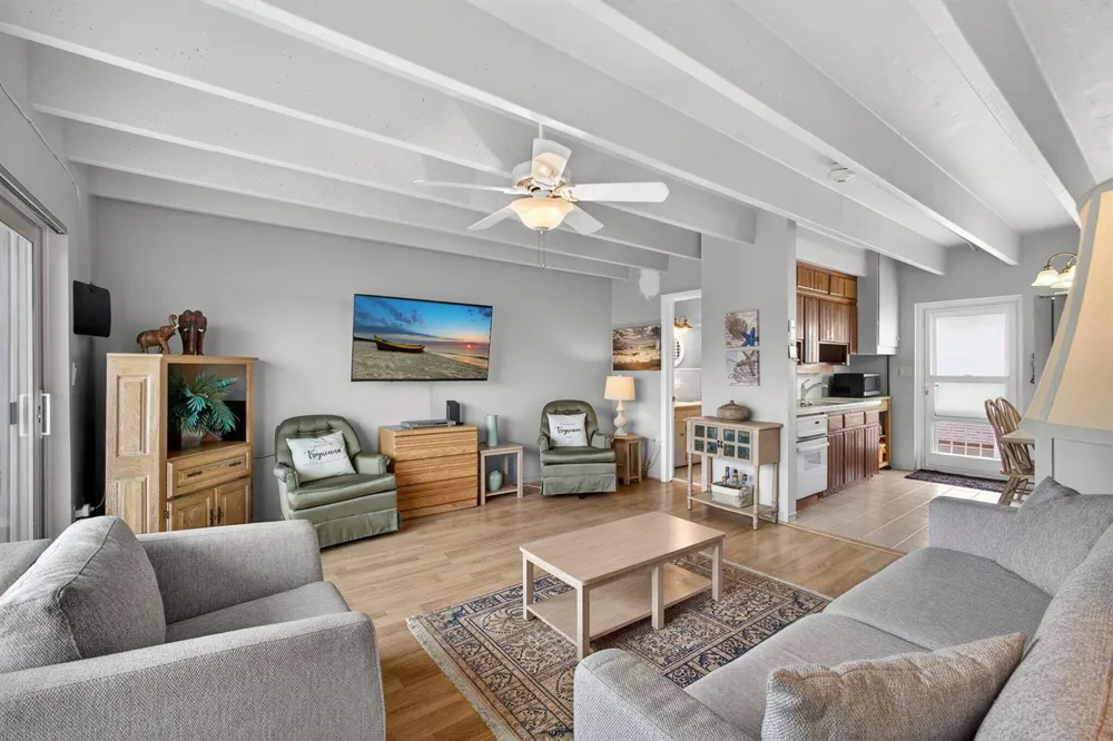 4001 S Ocean Boulevard #315 South Palm Beach, FL 33480