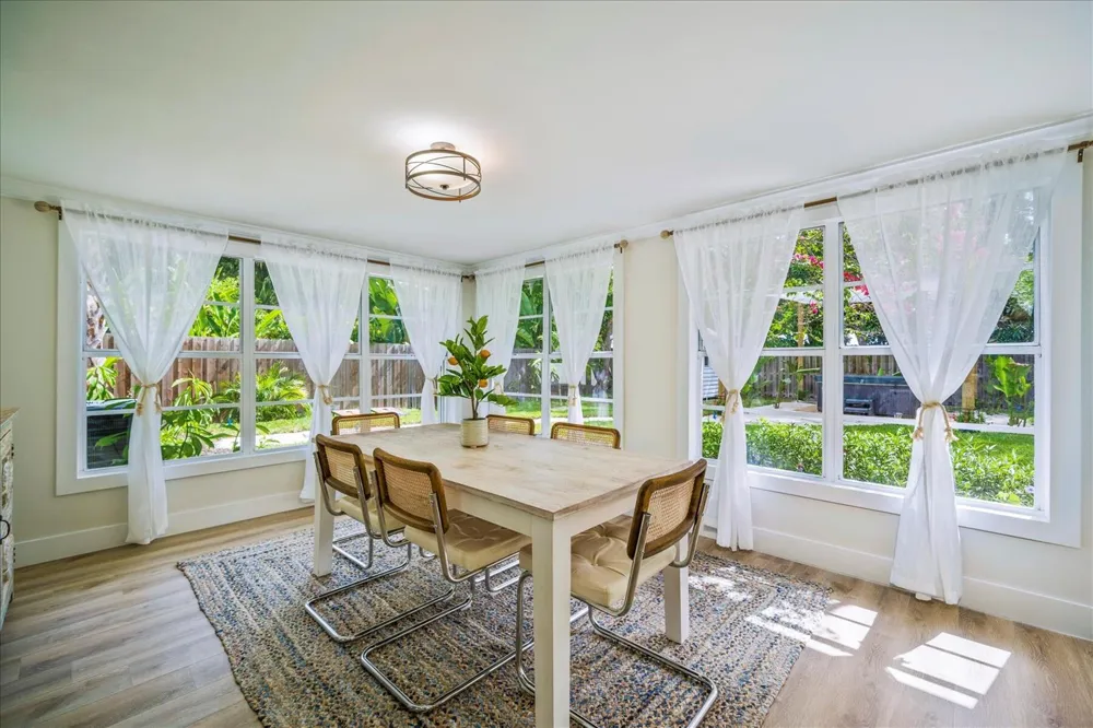 2706 10th Avenue Vero Beach, FL 32960