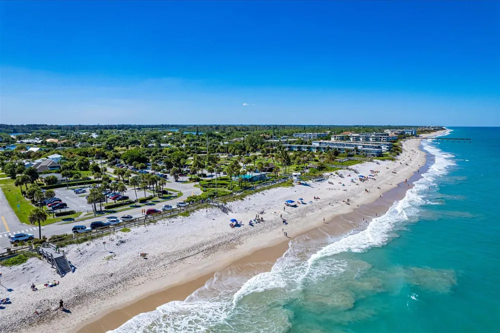 2706 10th Avenue Vero Beach, FL 32960