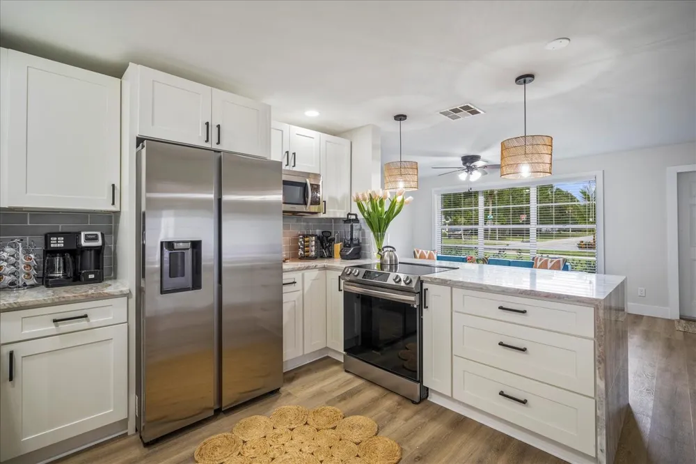 2706 10th Avenue Vero Beach, FL 32960