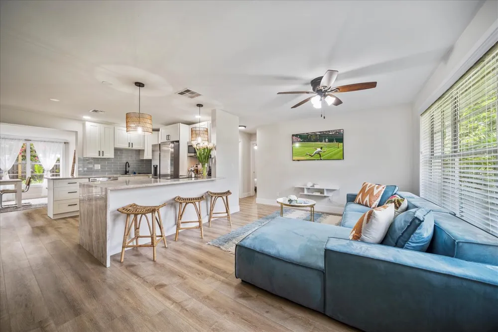 2706 10th Avenue Vero Beach, FL 32960