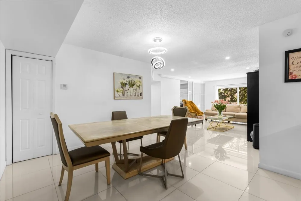 6301 Falls Cir Drive #307 Lauderhill, FL 33319
