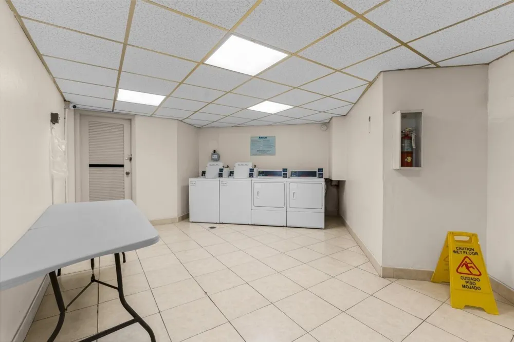 6301 Falls Cir Drive #307 Lauderhill, FL 33319