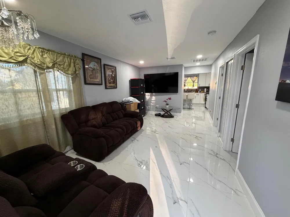 1606 S 45 STREET Tampa, FL 33619