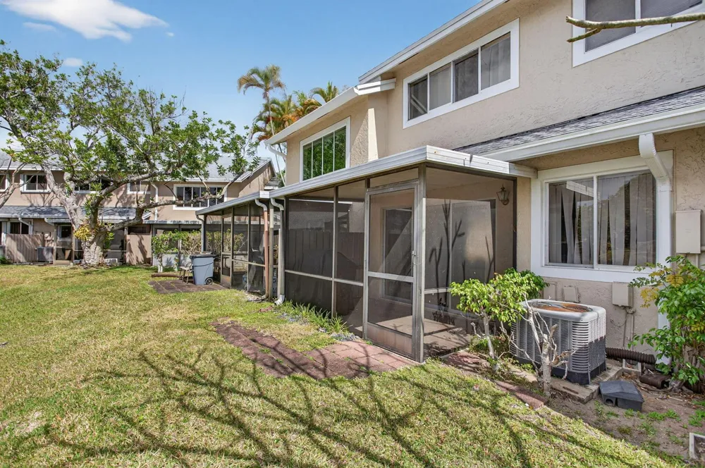 2274 Discovery Circle W #2274 Deerfield Beach, FL 33442