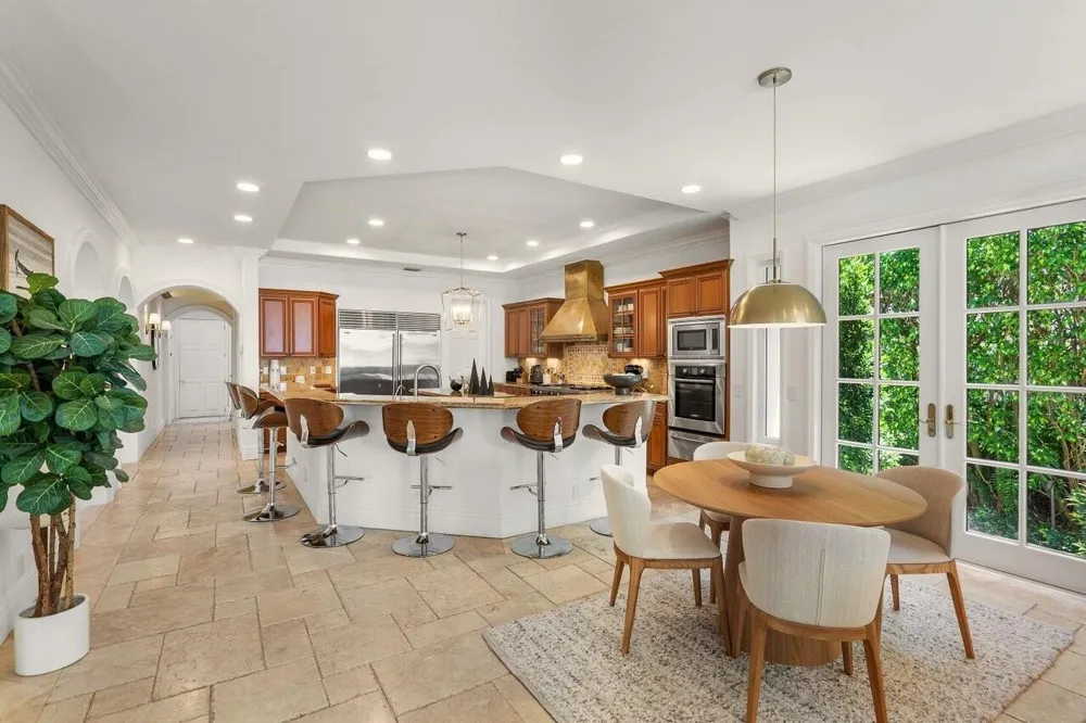 350 E Ocean Avenue Lantana, FL 33462