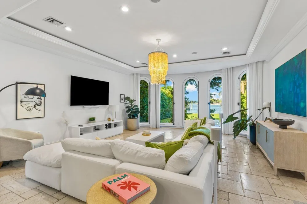 350 E Ocean Avenue Lantana, FL 33462