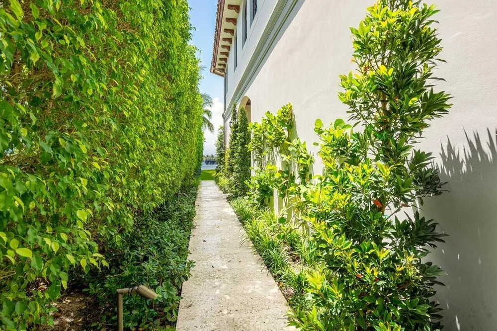 350 E Ocean Avenue Lantana, FL 33462