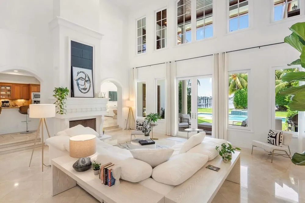 350 E Ocean Avenue Lantana, FL 33462