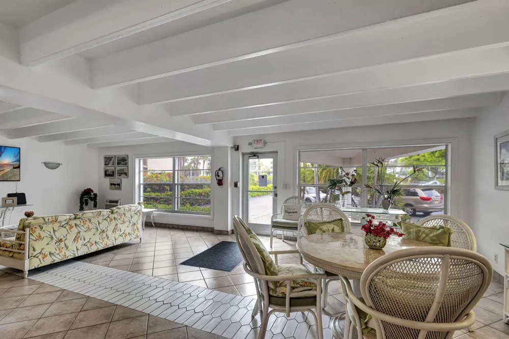 4001 S Ocean Boulevard #308 South Palm Beach, FL 33480