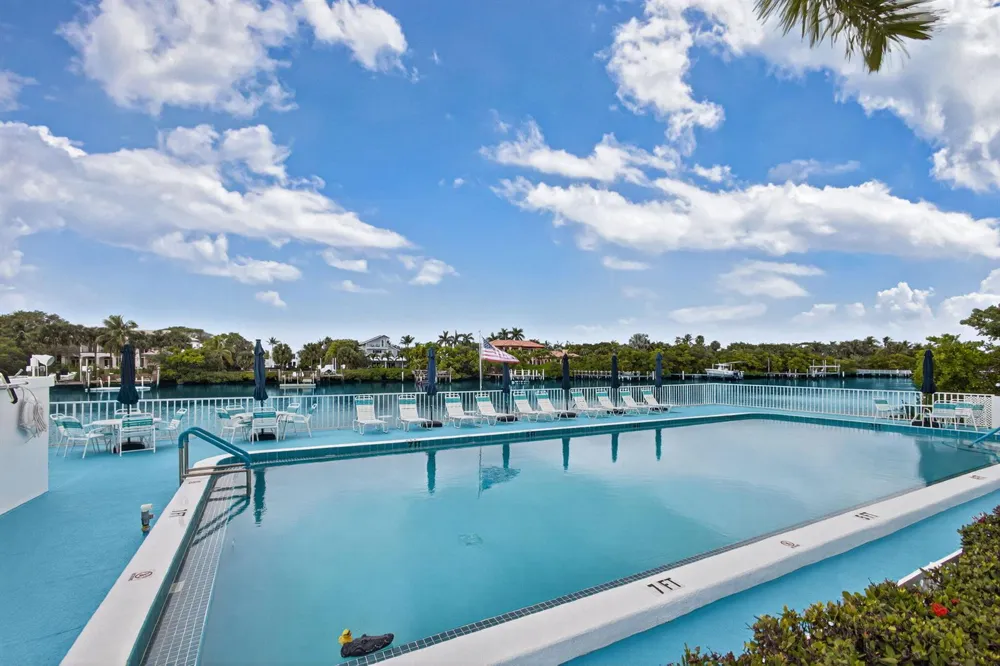 4001 S Ocean Boulevard #308 South Palm Beach, FL 33480