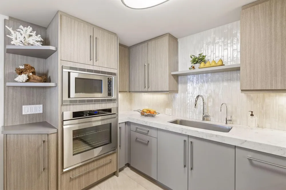 545 S Fort Lauderdale Beach Boulevard #1702 Fort Lauderdale, FL 33316