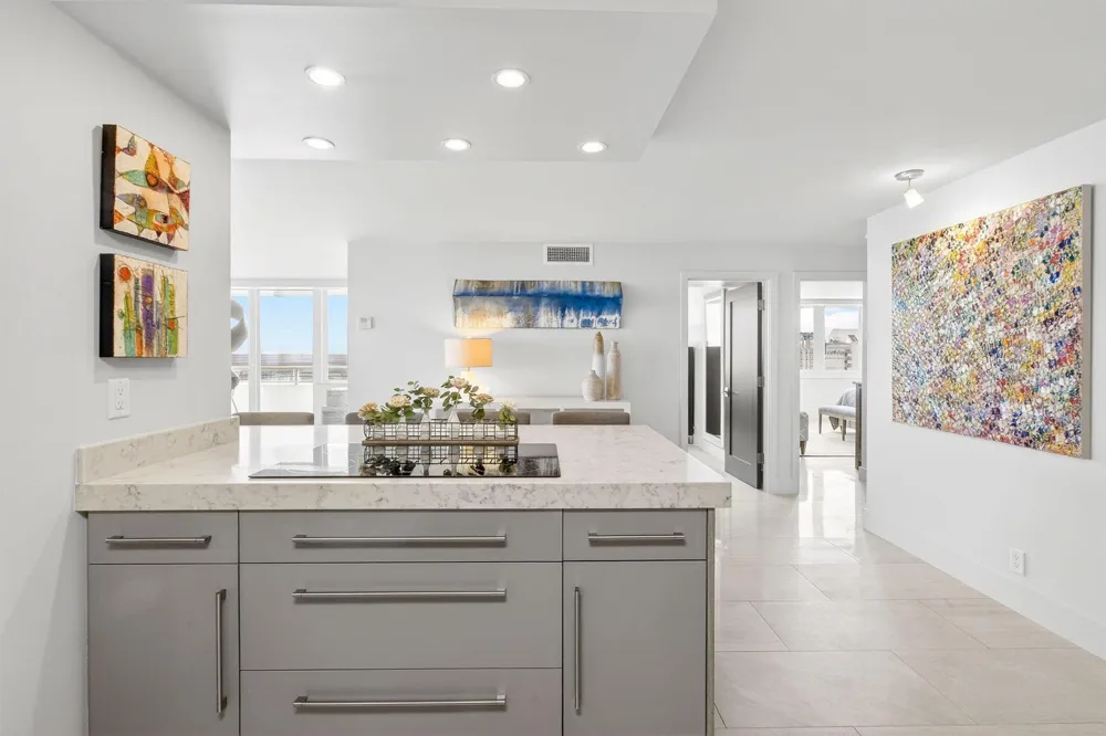 545 S Fort Lauderdale Beach Boulevard #1702 Fort Lauderdale, FL 33316