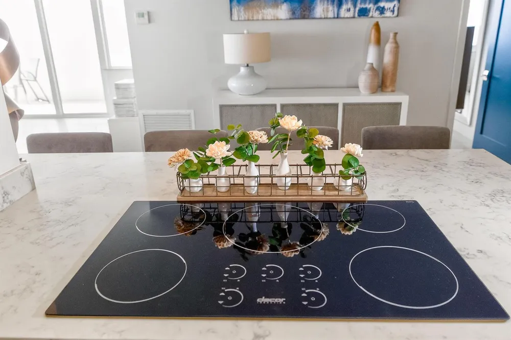 545 S Fort Lauderdale Beach Boulevard #1702 Fort Lauderdale, FL 33316