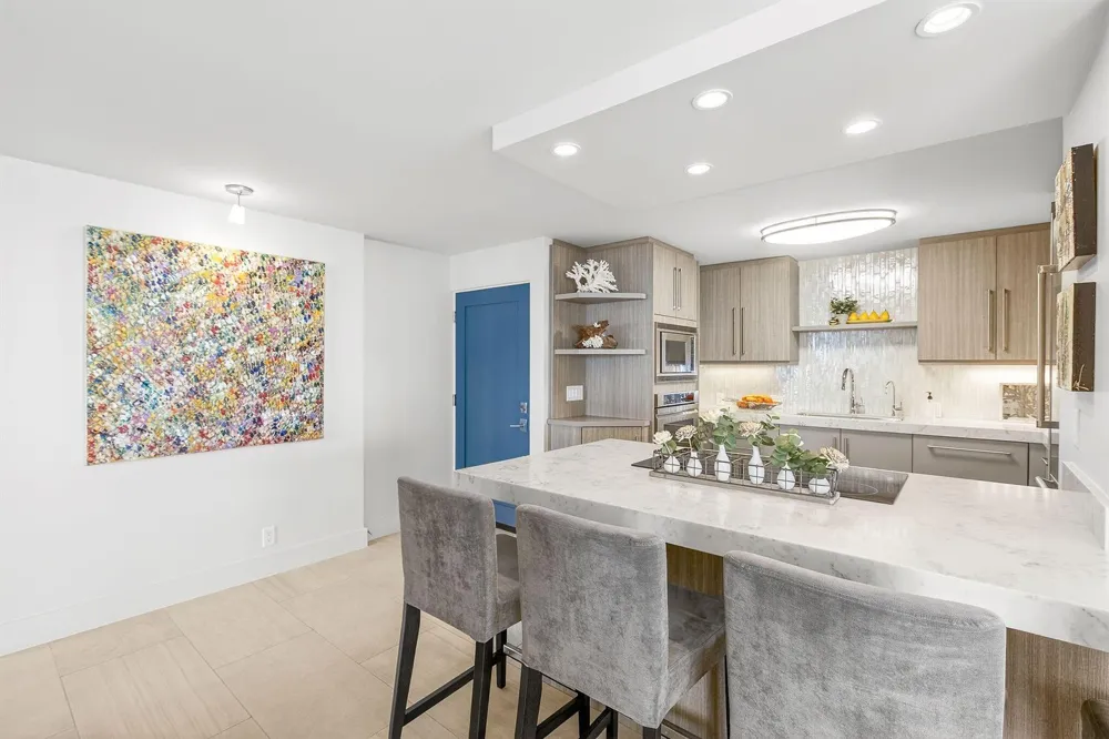545 S Fort Lauderdale Beach Boulevard #1702 Fort Lauderdale, FL 33316