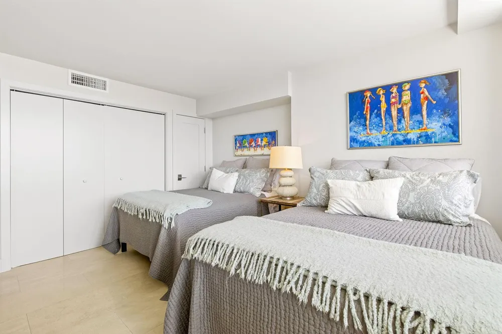 545 S Fort Lauderdale Beach Boulevard #1702 Fort Lauderdale, FL 33316