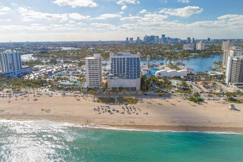 545 S Fort Lauderdale Beach Boulevard #1702 Fort Lauderdale, FL 33316
