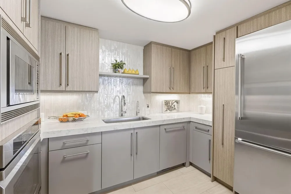 545 S Fort Lauderdale Beach Boulevard #1702 Fort Lauderdale, FL 33316