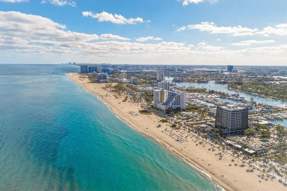 545 S Fort Lauderdale Beach Boulevard #1702 Fort Lauderdale, FL 33316