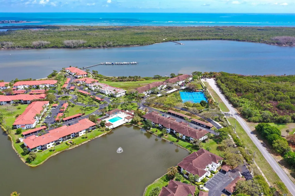 6041 SE Landing Way Stuart, FL 34997