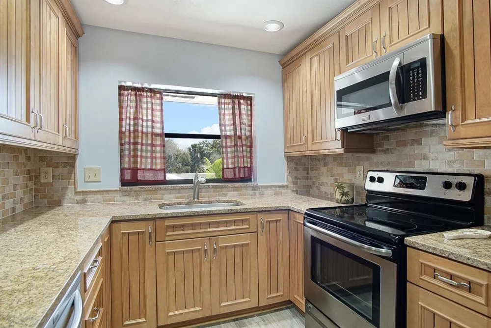 6041 SE Landing Way Stuart, FL 34997