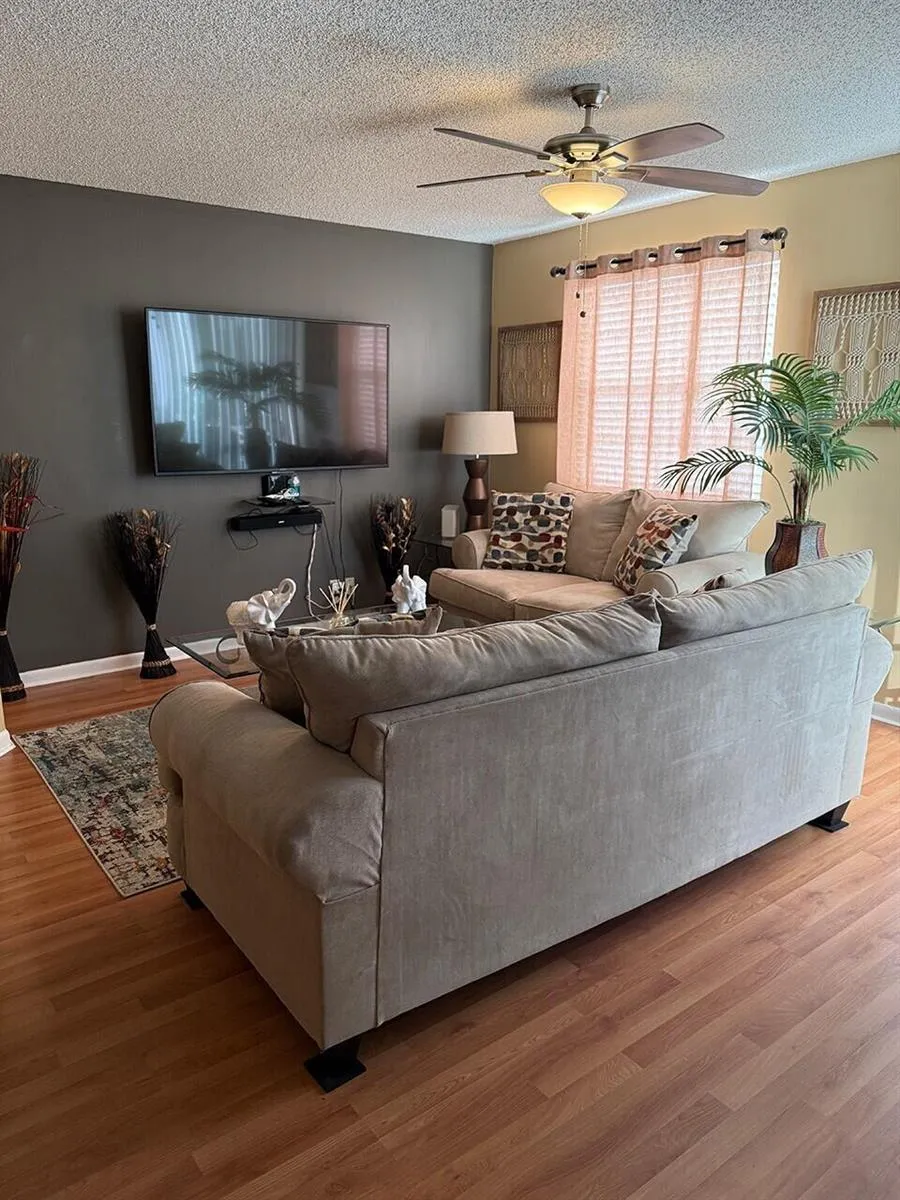 10451 W Broward Boulevard #306 Plantation, FL 33324