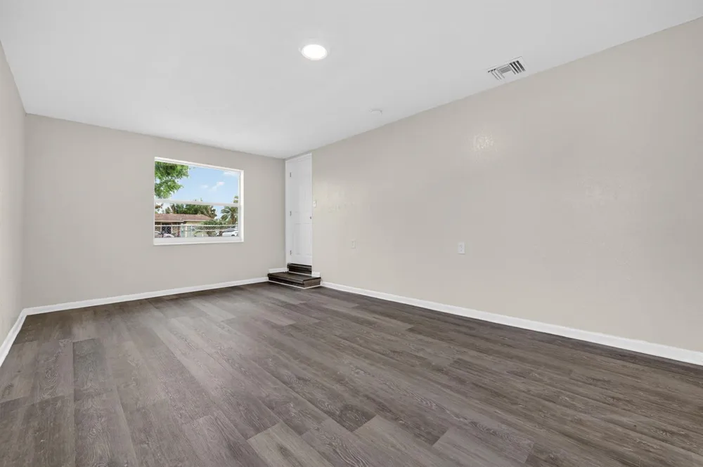 217 NW 14th Street Belle Glade, FL 33430
