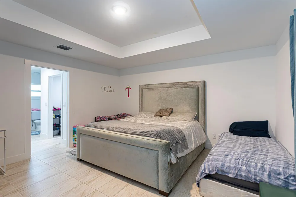 7757 NW 82nd Court Okeechobee, FL 34972