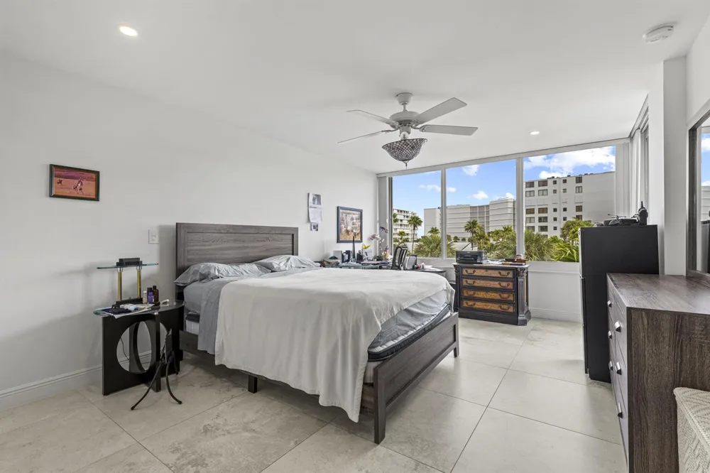 3589 S Ocean Boulevard #306 South Palm Beach, FL 33480