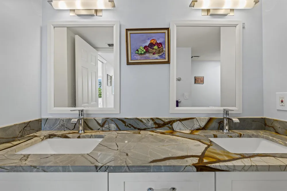 3589 S Ocean Boulevard #306 South Palm Beach, FL 33480