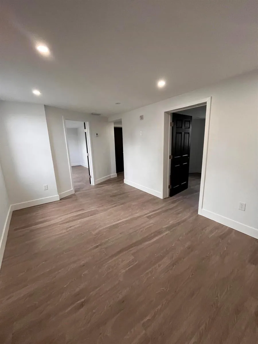 900 US-1 Lake Park, FL 33403