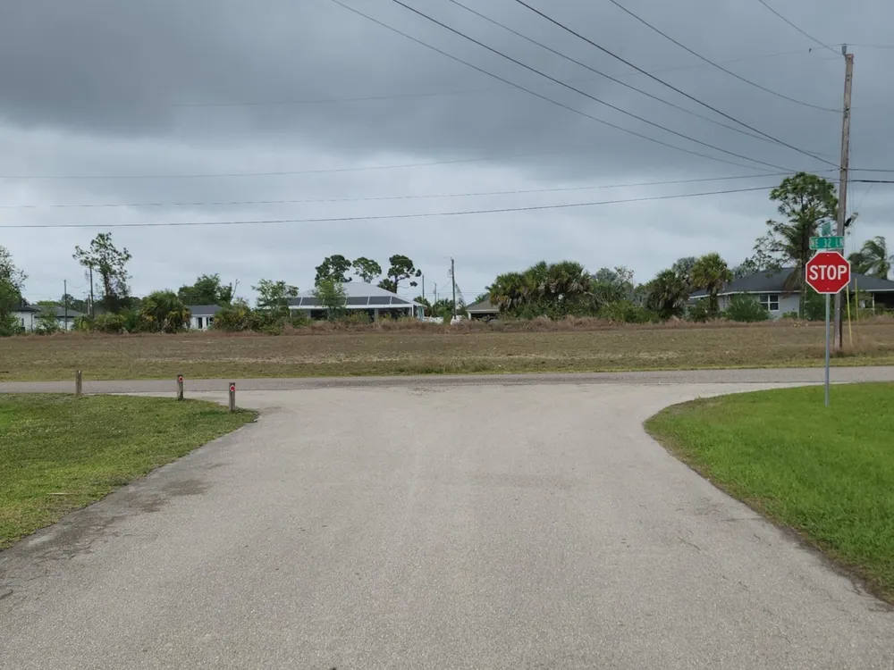 3222 NE 13th Court Cape Coral, FL 33909