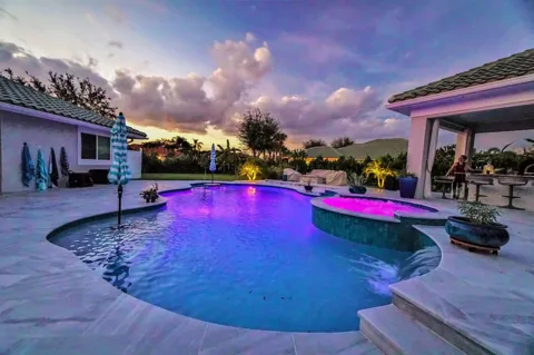 15925 Springhill Court