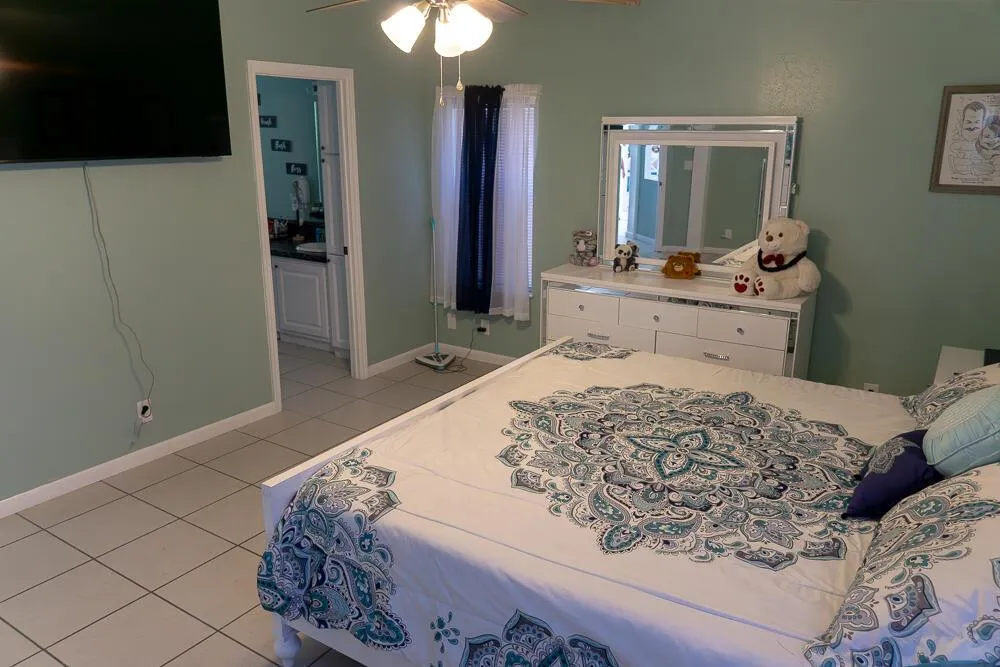 5472 Citrus Hill Drive 