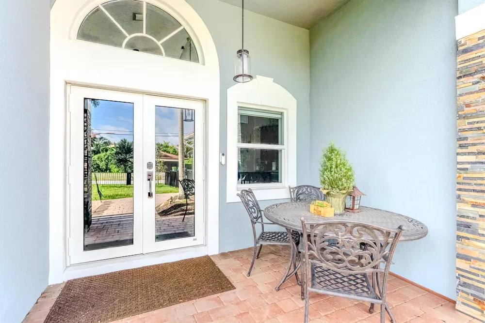 11420 NW 26th Street Plantation, FL 33323