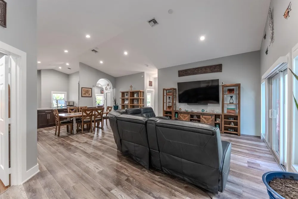 11420 NW 26th Street Plantation, FL 33323