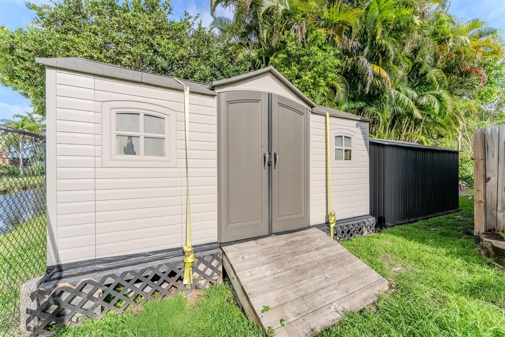 11420 NW 26th Street Plantation, FL 33323